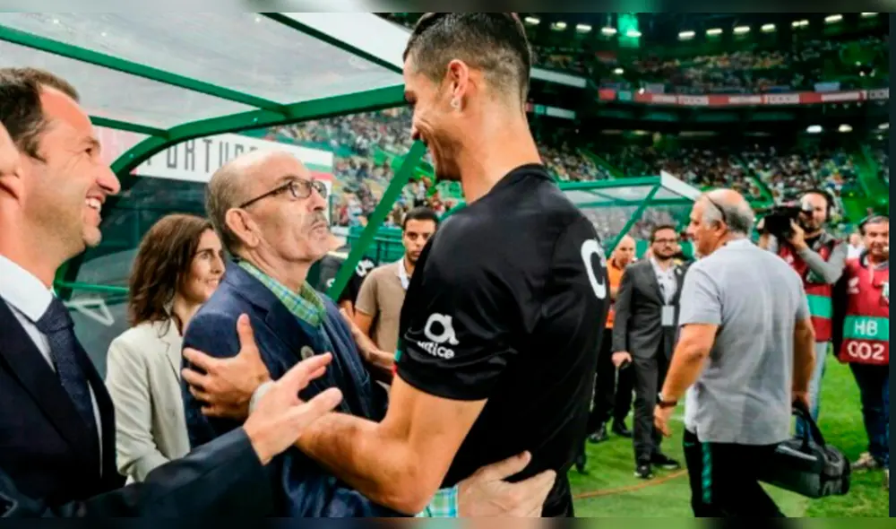 La historia detrás de la conmovedora foto del reencuentro de Cristiano con su descubridor La historia detrás de la conmovedora foto del reencuentro de Cristiano con su descubridor