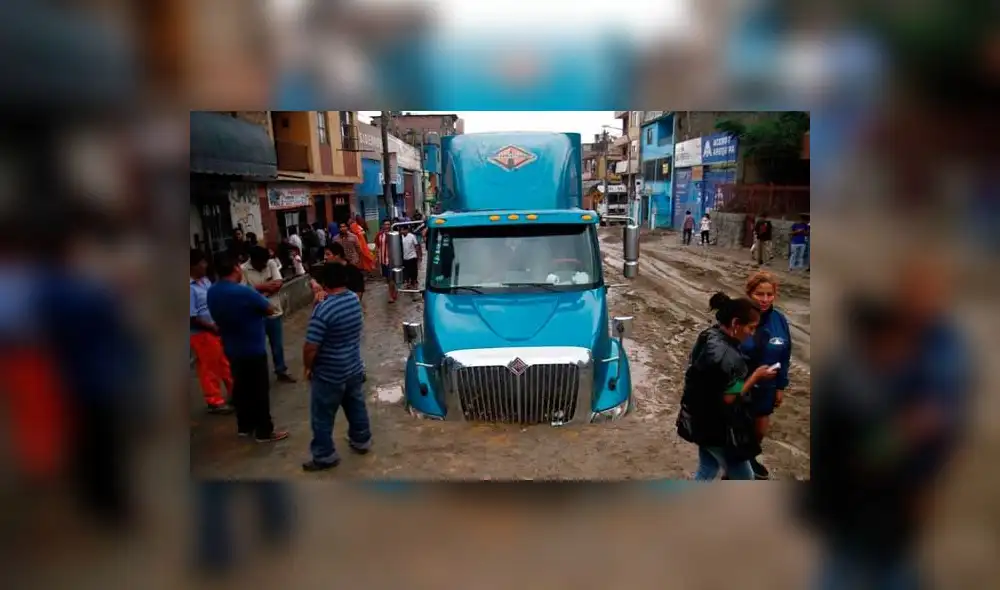 Huaicos en Lima: capital luce inundada tras fuertes lluvias y desbordes | EN VIVO | VIDEO Huaicos en Lima: capital luce inundada tras fuertes lluvias y desbordes | EN VIVO | VIDEO