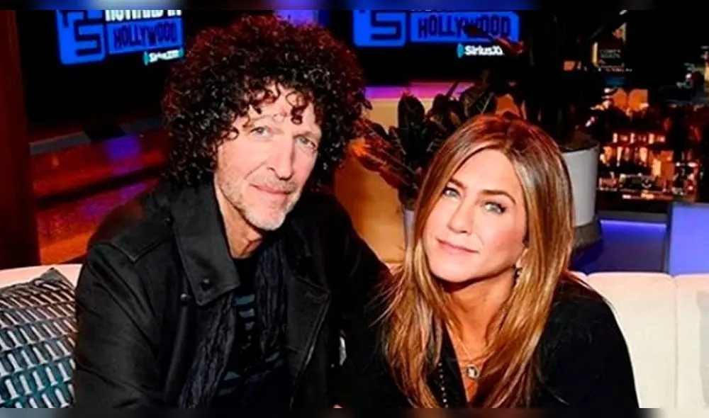 Jennifer Aniston junto a Howard Stern Jennifer Aniston junto a Howard Stern