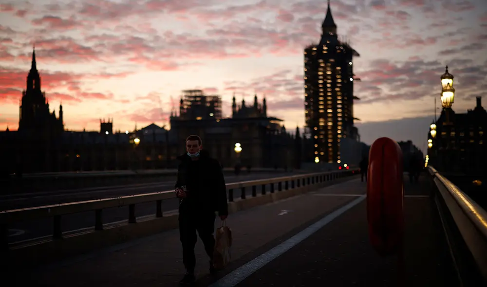 En la última jornada Reino Unido superó su récord de casos de COVID-19. Foto: AFP