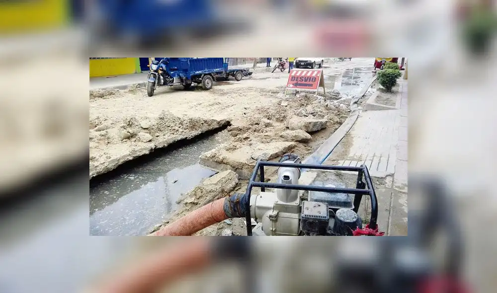 Pobladores de Sullana siguen conviviendo entre la inmundicia de los desagües