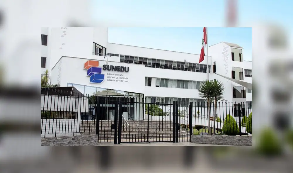 Exigen la reconsideración de la denegatoria de licenciamiento, pues aseguran que afecta a165 mil estudiantes y egresados. (Foto: Difusión) Exigen la reconsideración de la denegatoria de licenciamiento, pues aseguran que afecta a165 mil estudiantes y egresados. (Foto: Difusión)