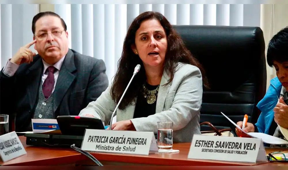 Exigen a ministra Patricia García resolver la crisis en Salud antes de diciembre
