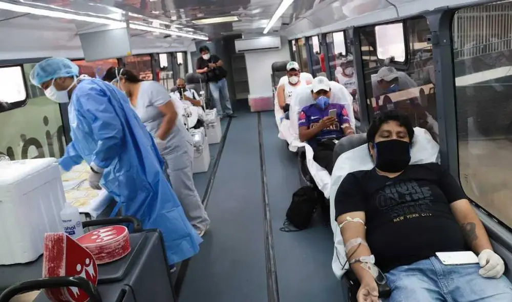 Hinchas de Alianza Lima se acercaron al estadio Matute para donar sangre. Foto: Prensa Alianza Lima Hinchas de Alianza Lima se acercaron al estadio Matute para donar sangre. Foto: Prensa Alianza Lima