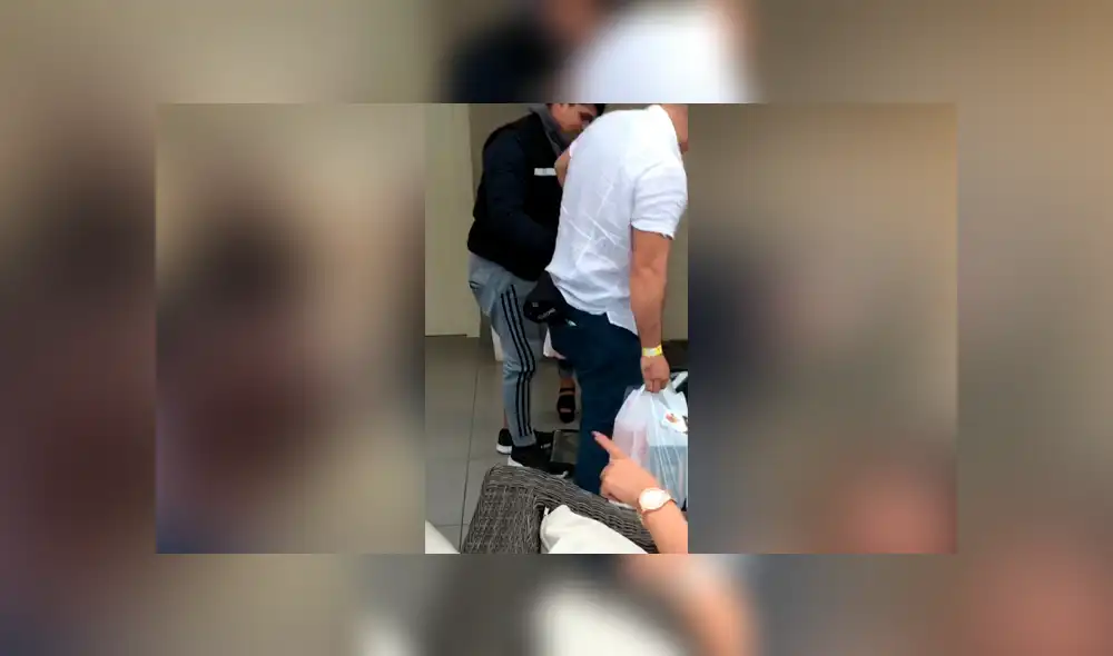 Facebook viral: repartidor peruano llega a fiesta con licor y se une a la celebración