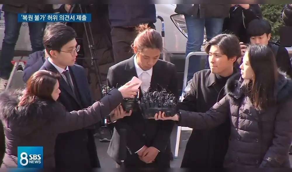 Escándalo sexual: Idol de CNBLUE aparece en chat mostrando violación a mujeres