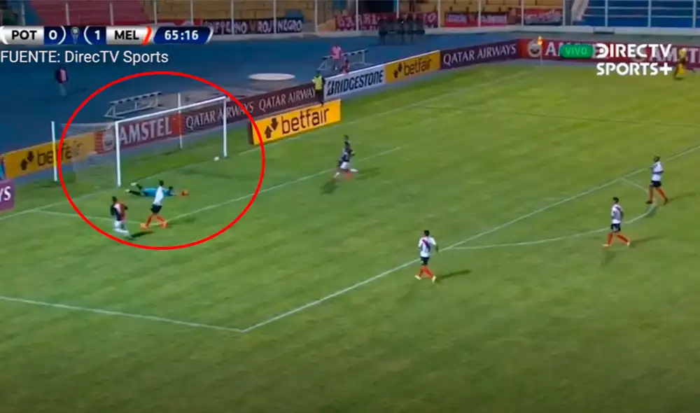 Arce aprovechó un excelente pase de Joel Sánchez para aumentar el marcador a favor de Melgar. Foto: DirecTV Sports.