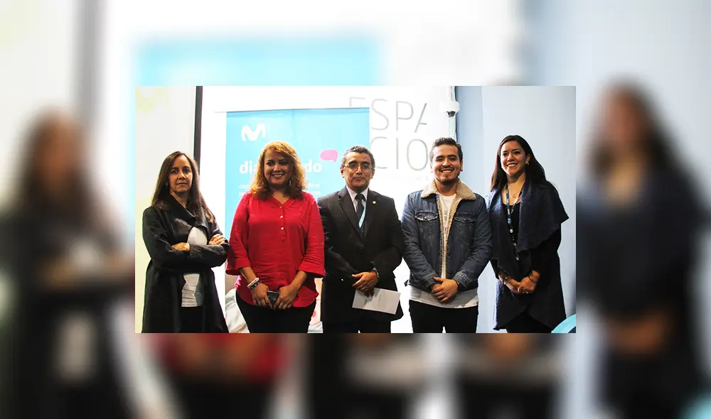 Realizan conversatorio para concientizar sobre el cyberbullying [VIDEO]