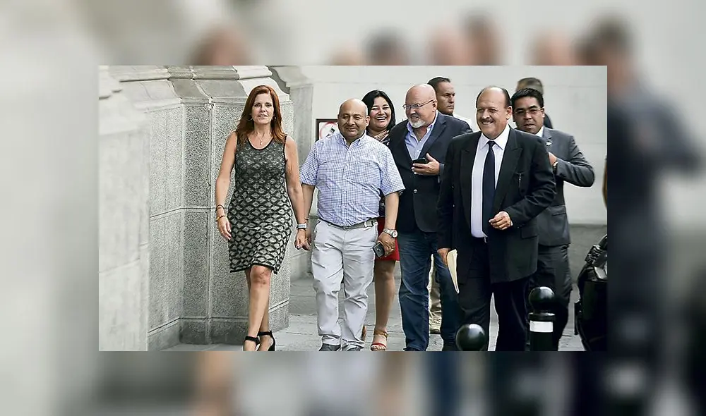 Heresi alista retorno a bancada PpK por pedido de su partido