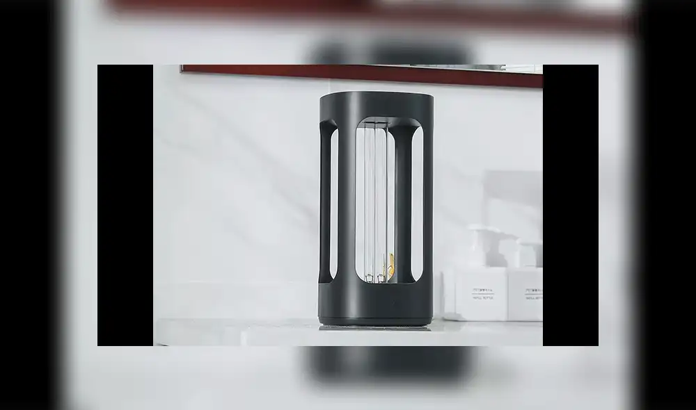 La lámpara manda una alerta cuando detecta agentes bacterianos en el ambiente.