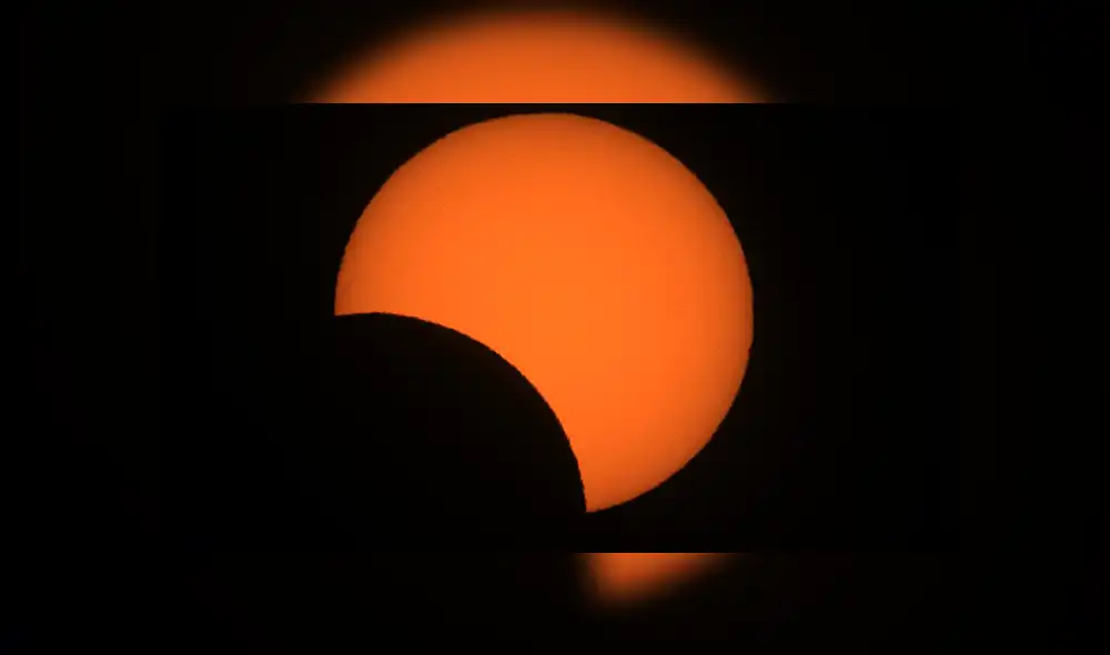Unas 400 000 personas fueron hacia las regiones chilenas de Coquimbo y Atacama para disfrutar del eclipse. Foto: AFP
