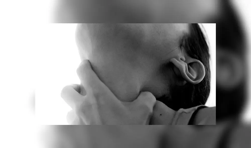 Madre estrangula a su hija e intenta suicidarse tirándose del octavo piso [FOTOS]