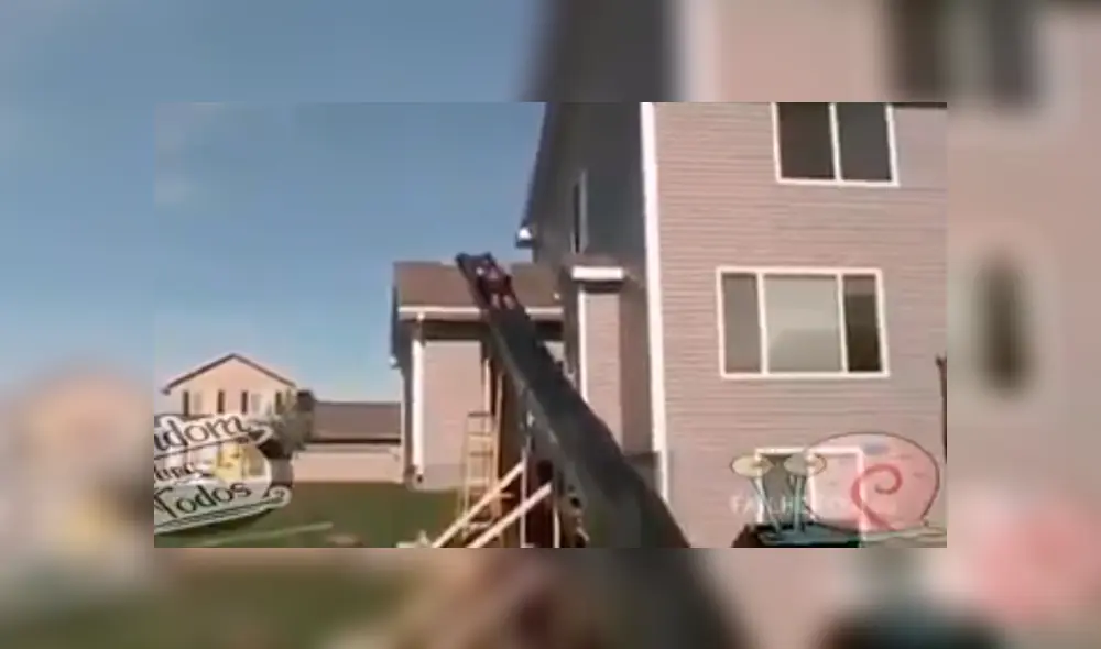 YouTube viral: instala gigantesco tobogán en su casa y casi muere por calcular mal [VIDEO]