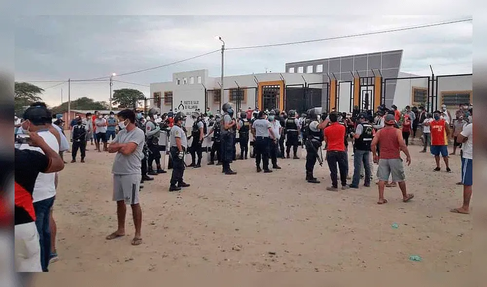 PNP y vecinos se enfrentan por supuesto caso de COVID- 19 PNP y vecinos se enfrentan por supuesto caso de COVID- 19