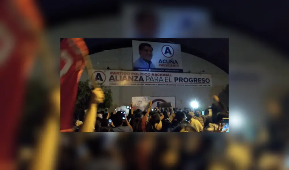 Trujillo: ciudadanos protestan frente a local de Alianza para el Progreso Trujillo: ciudadanos protestan frente a local de Alianza para el Progreso