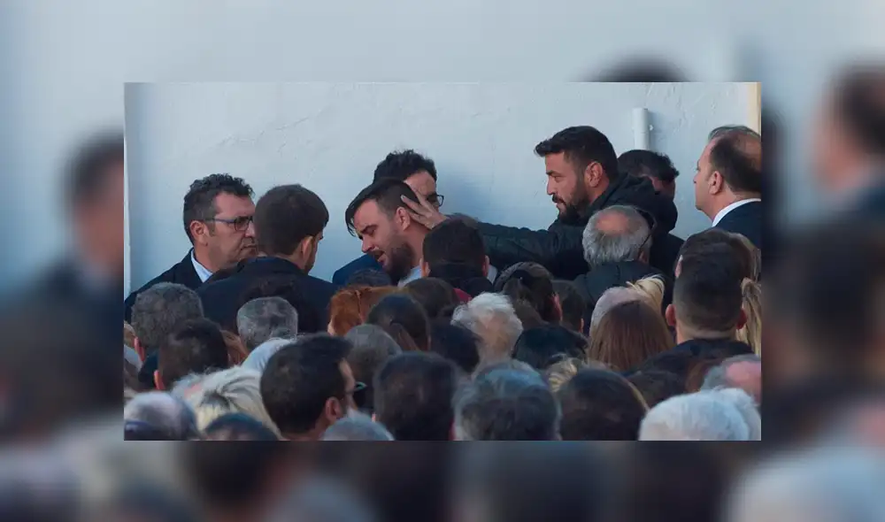 "Adiós, Julen", vecinos del menor se despiden de él en El Palo [VIDEO]