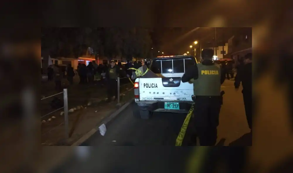 Testigos contaron que el crimen se produjo luego de pelea verbal entre víctima y su amigo. (Foto: Joel Robles / La República)