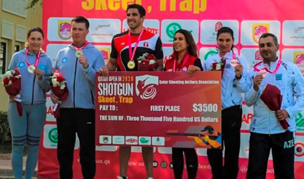 La pareja logró la presea dorada en la modalidad de dobles skeet. Foto: Twitter. La pareja logró la presea dorada en la modalidad de dobles skeet. Foto: Twitter.