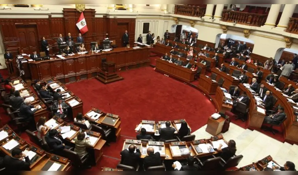 Encuesta IEP: El 84% desaprueba al congreso y el 70% apoya que se cierre