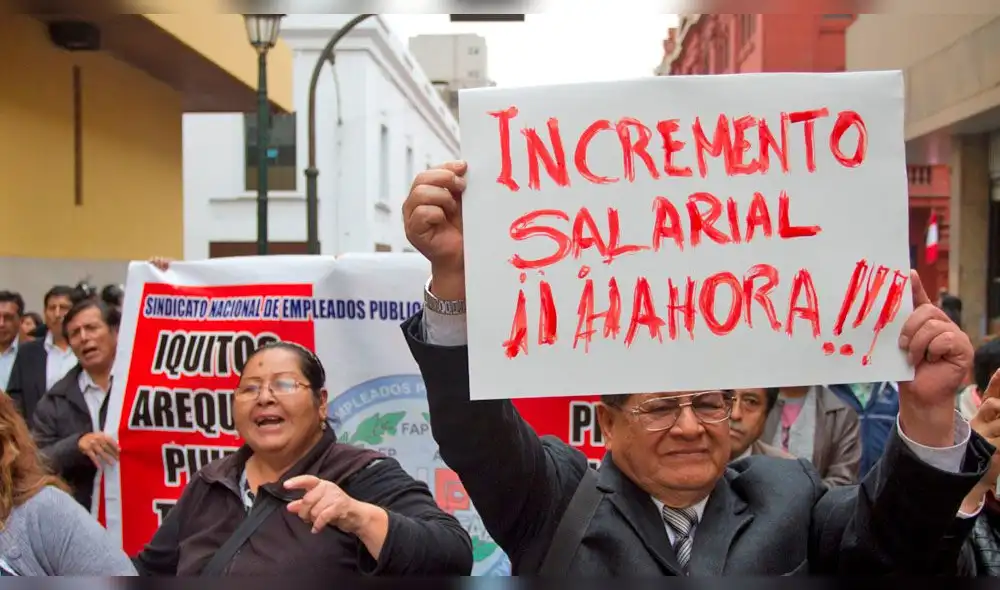 Negociación Colectiva: Congreso insiste en prohibir aumentos salariales a estatales