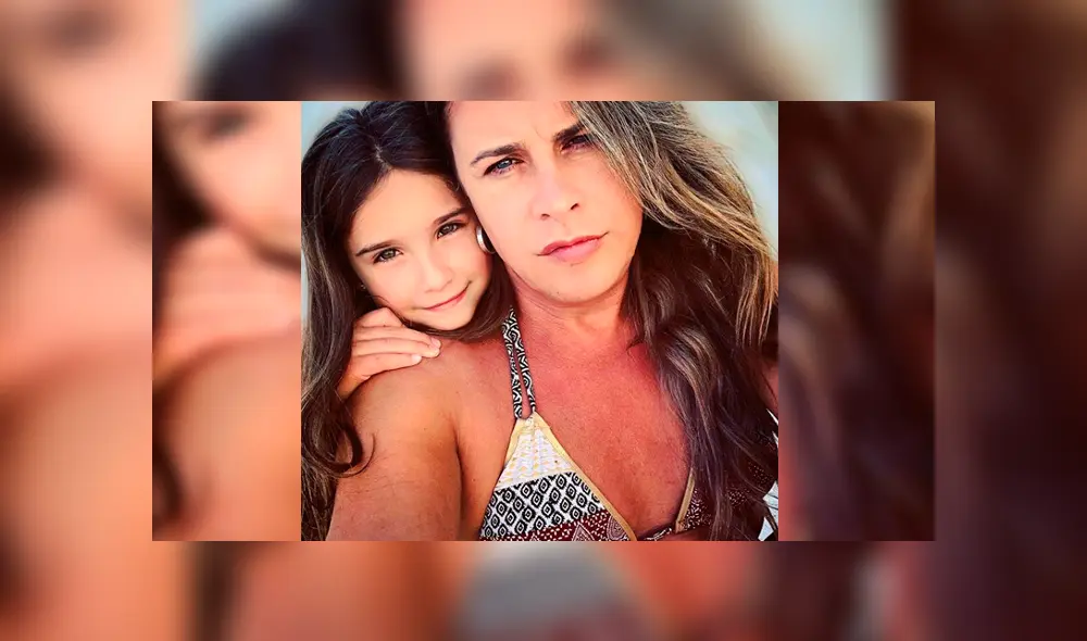 Actor Carlos Gascón ahora es una mujer y hace alarde de su figura [FOTOS y VIDEOS]