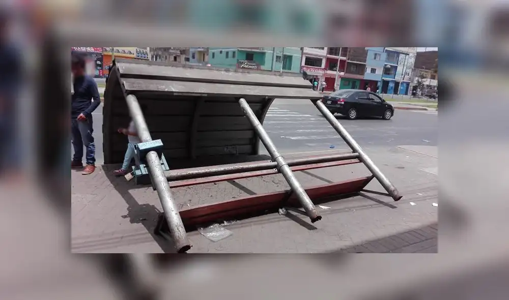 #YoDenuncio: estructura de metal cae sobre vereda