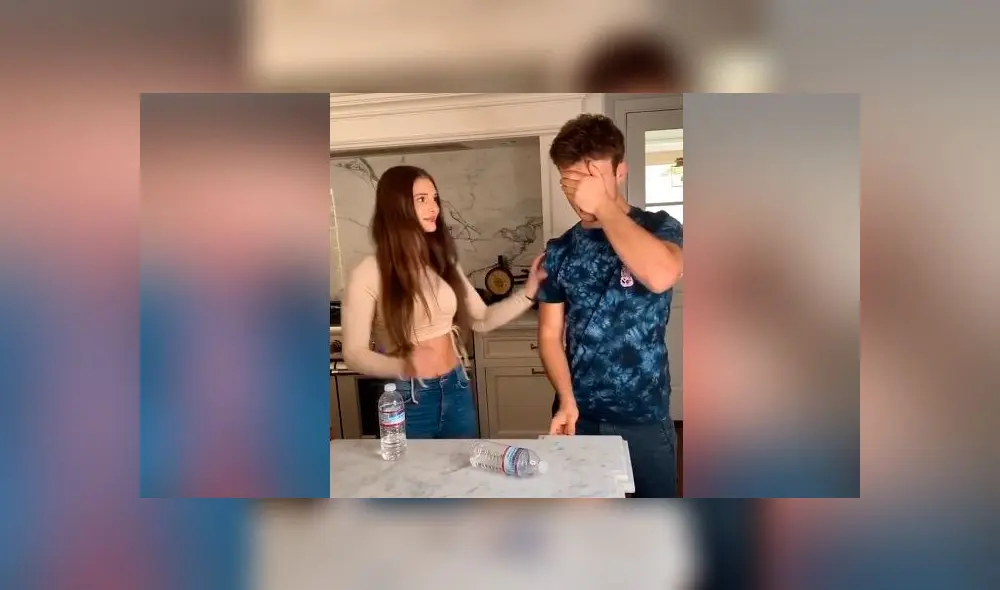 Desliza las imágenes para ver cómo le joven hace 'trampa' para hacer alegrar a su novia. Foto: captura/TikTok Desliza las imágenes para ver cómo le joven hace 'trampa' para hacer alegrar a su novia. Foto: captura/TikTok