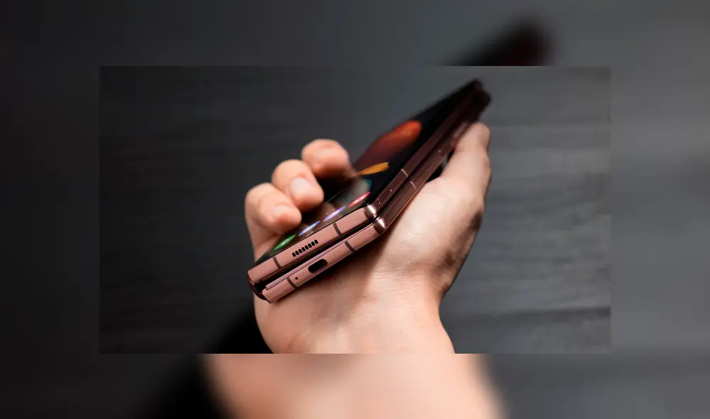 Diferencia entre el Galaxy Z Fold 2 y su predecesor. Foto: Samsung.