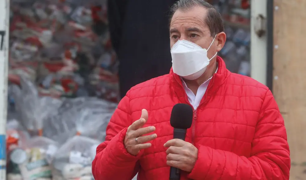 El presidente del Gabinete Ministerial señala que la moción de vacancia es promovida por “grupos radicales” con el objetivo de liberar al condenado Antauro Humala. Foto: PCM El presidente del Gabinete Ministerial señala que la moción de vacancia es promovida por “grupos radicales” con el objetivo de liberar al condenado Antauro Humala. Foto: PCM