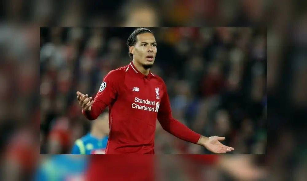 El defensa holandés no pudo alzar el premio, pese a ser el favorito de muchos. El defensa holandés no pudo alzar el premio, pese a ser el favorito de muchos.