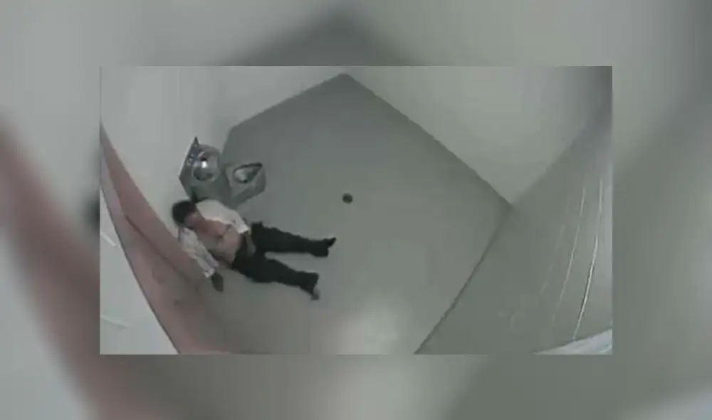 Alan Ruel fue hallado por los policías cerca de un bar en Alberta, Canadá, quienes pensaron que estaba intoxicado por el consumo de alcohol.