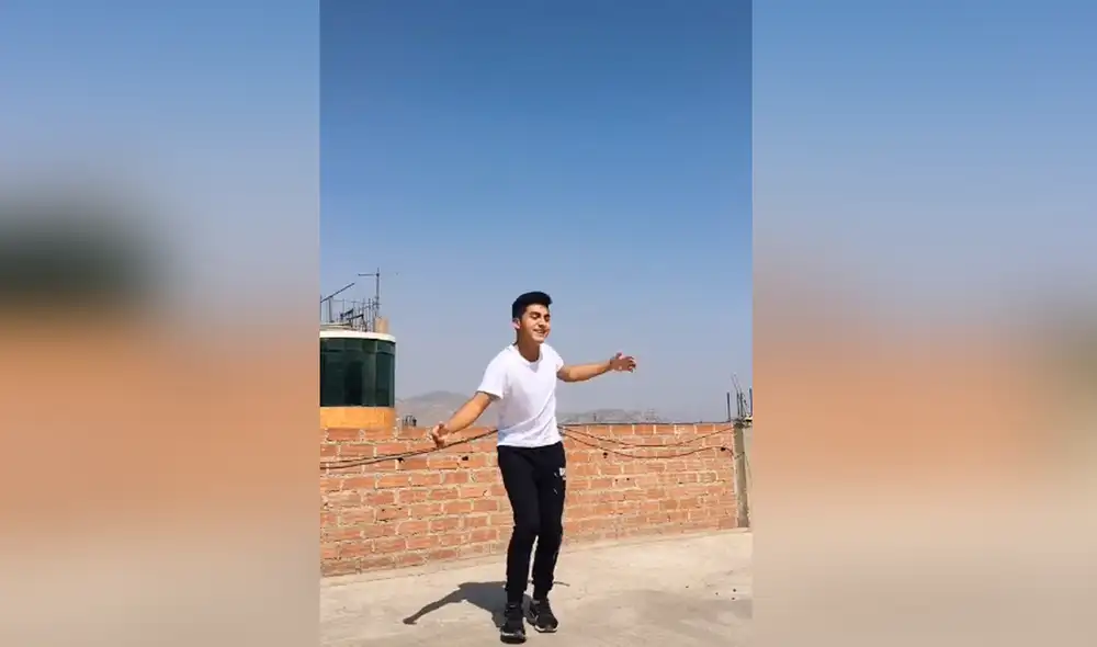 Desliza hacia la izquierda para ver las imágenes del video viral. Foto: Captura de YouTube.