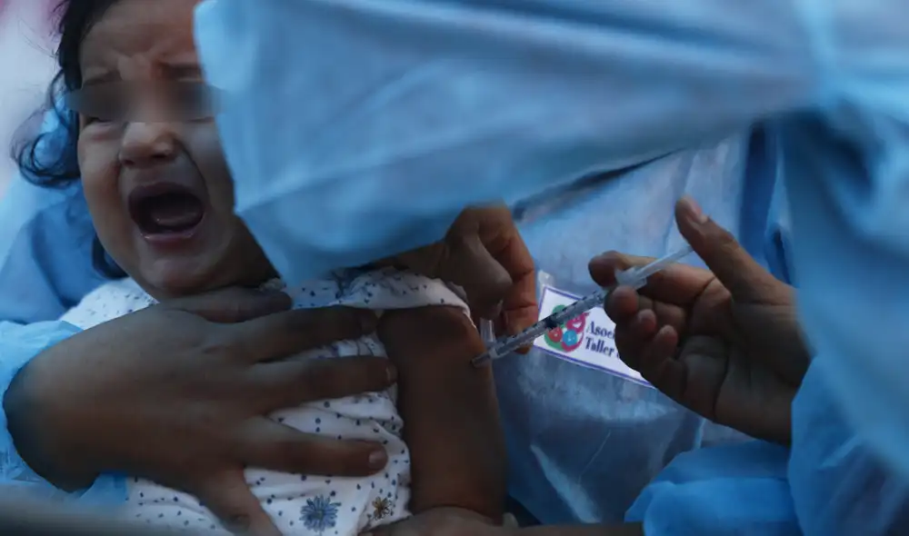 La OMS asegura que administradas en el curso del primer año de vida, sienta las bases para adquirir inmunidad vitalicia ante la bacteria que causa la difteria. Foto: Flavio Matos / La República.