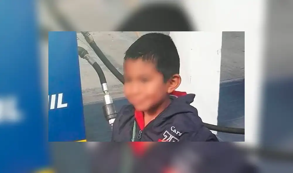 Vía Facebook: Niño lleva un morral a todos lados y la razón es conmovedora [VIDEO]