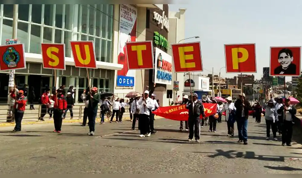 Tras suspensión de huelga, 200 docentes vuelvan a las aulas en Junín