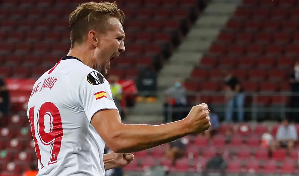 De Jong es el primer neerlandés en marcar en una final de Europa League desde Van Hooijdonk en el 2002. Foto: @UEFAcom_es