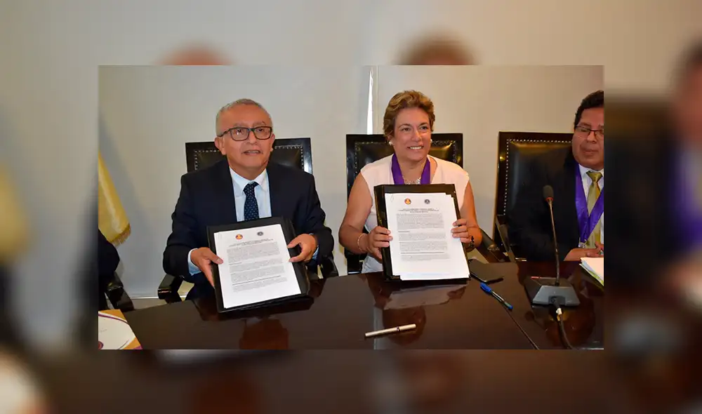 Egresados de medicina deberán aprobar examen nacional para poder ejercer la profesión