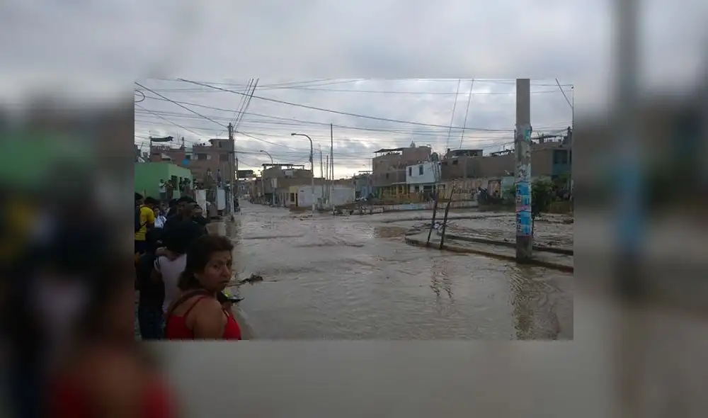 Ríos y huaicos inundan balnearios y la región sur de Lima | VIDEO Ríos y huaicos inundan balnearios y la región sur de Lima | VIDEO