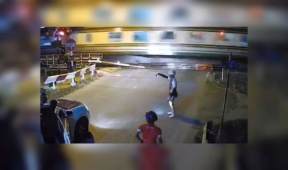 Desliza para enterarte cómo terminó esta escena de suspenso que se viralizó en redes sociales. Foto: Captura. Desliza para enterarte cómo terminó esta escena de suspenso que se viralizó en redes sociales. Foto: Captura.