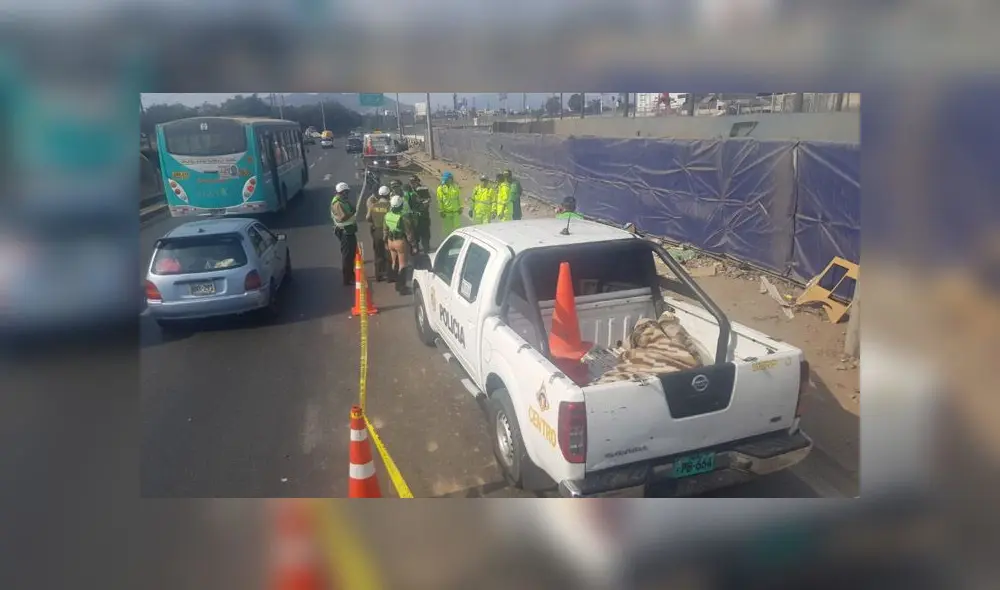 Pasajera de vehículo menor perdió la vida a los pocos minutos de despiste. (Foto: La República) Pasajera de vehículo menor perdió la vida a los pocos minutos de despiste. (Foto: La República)