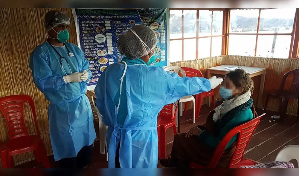 Personal de Salud de Puno le tomó muestra de descarte de COVID-19.