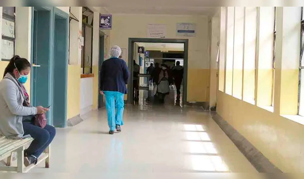 ayuda. Personal de salud recibe apoyo psicológico para evitar cuadros como la depresión.