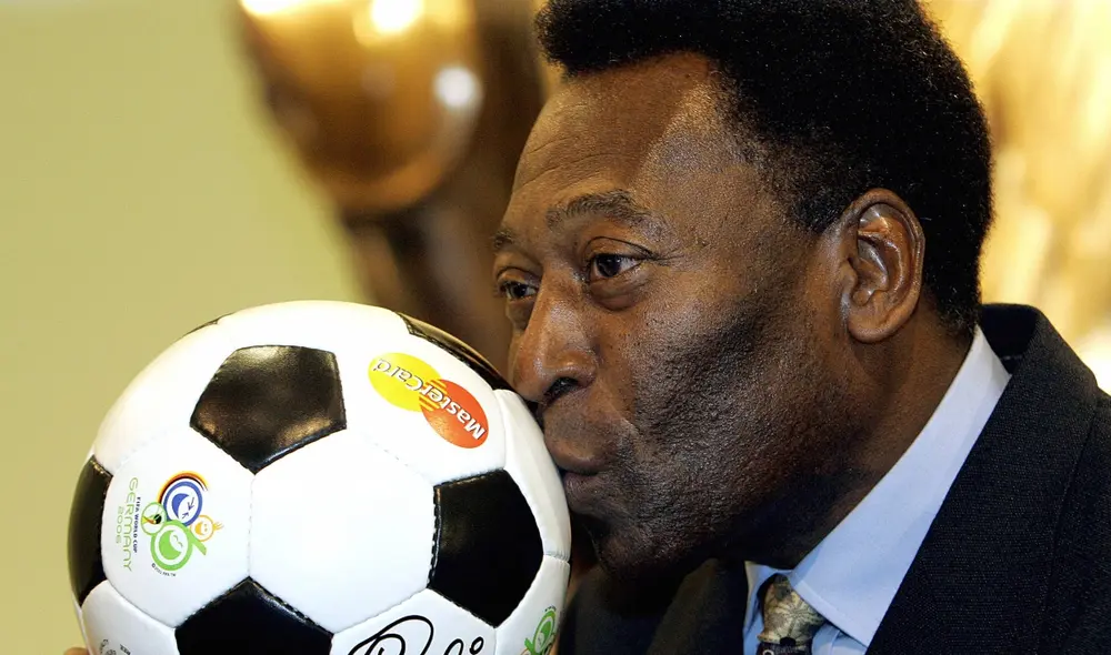 Pelé dedicó prácticamente toda su carrera al Santos brasileño, equipo en el que jugó casi dos décadas. Foto: EFE