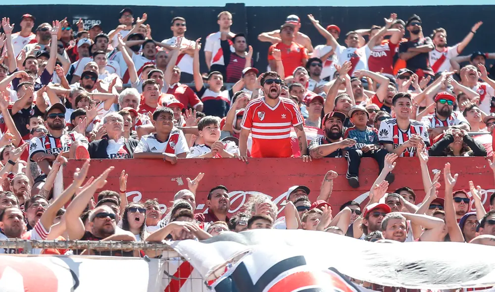 Conmebol anunció las prohibiciones y medidas de seguridad para la final de la Copa Libertadores 2019. | Foto: EFE Conmebol anunció las prohibiciones y medidas de seguridad para la final de la Copa Libertadores 2019. | Foto: EFE