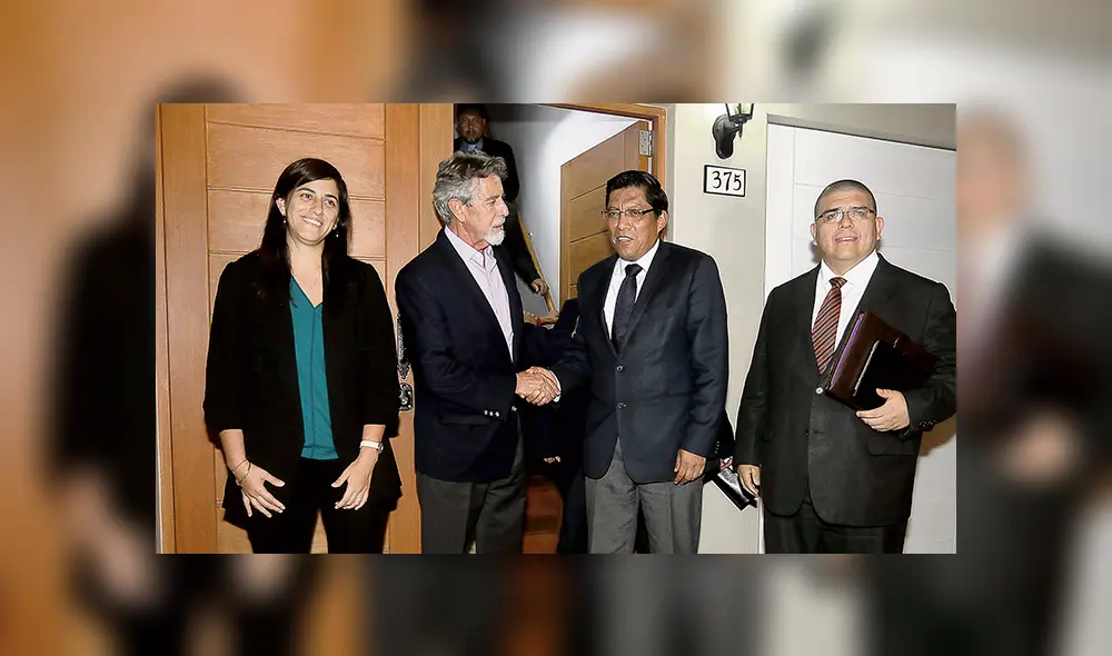 Reunión de trabajo. Por más dos horas, Zeballos, Alva y Castañeda hablaron con Sagasti y electos del Partido Morado.