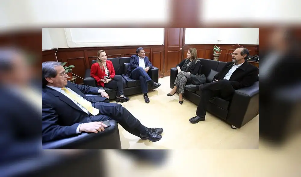 Mercedes Aráoz agradeció aportes del Apra para presentación del Gabinete [VIDEO]