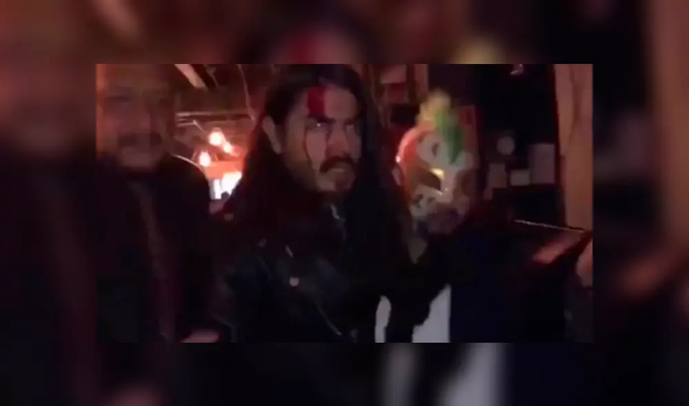 'Rey Grupero' termina golpeado por jugarle una broma a Carlos Trejo. (FOTO: Instagram)