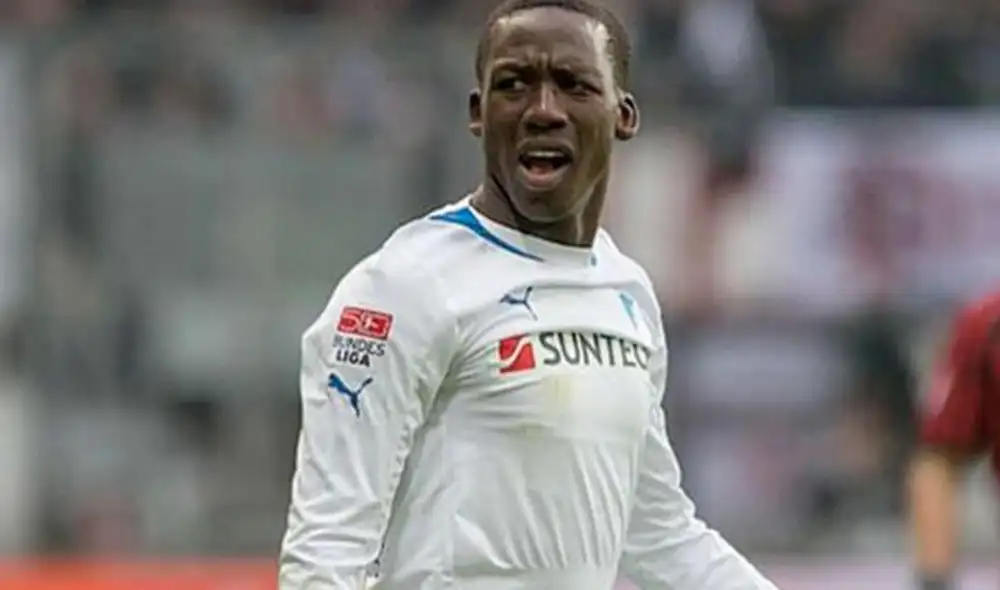 Advíncula llegó al Hoffenheim en la temporada 2012/2013, pero solo alcanzó a jugar dos partidos.