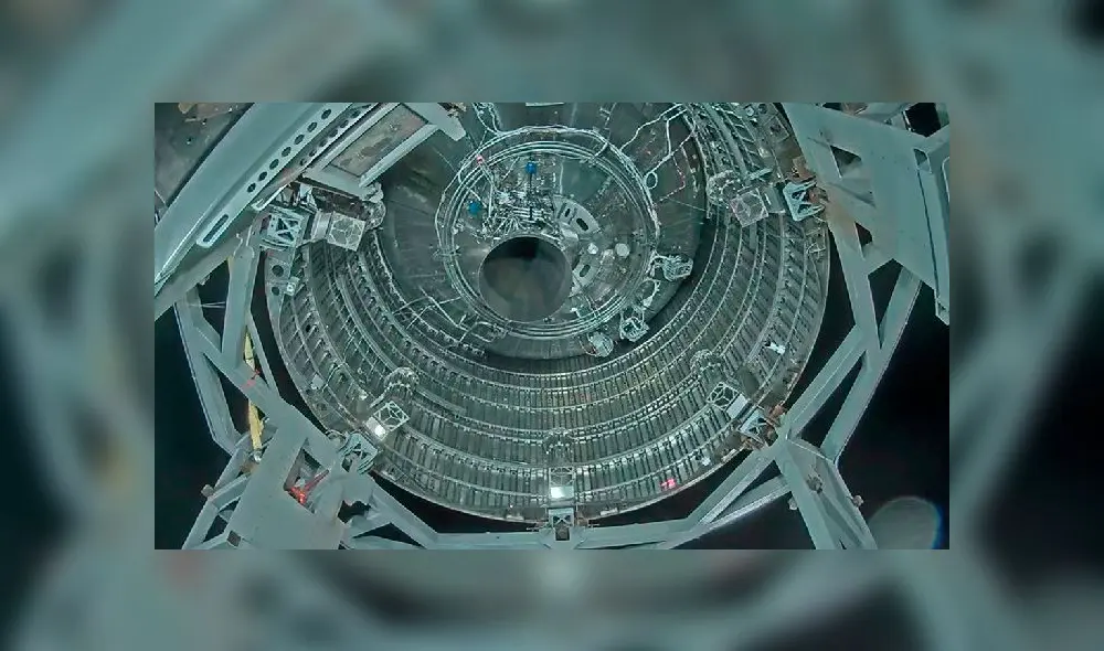 Women and children wearing face masks wait for food distribution amid the COVID-19 coronavirus pandemic in Blang Bintang, Aceh province on May 6, 2020. (Photo by CHAIDEER MAHYUDDIN / AFP) Women and children wearing face masks wait for food distribution amid the COVID-19 coronavirus pandemic in Blang Bintang, Aceh province on May 6, 2020. (Photo by CHAIDEER MAHYUDDIN / AFP)