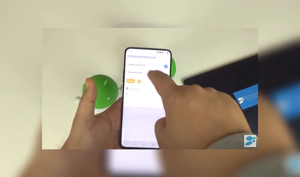 Desliza para ver los detalles de este método para programar mensajes en WhatsApp. Foto: Captura / YouTube.